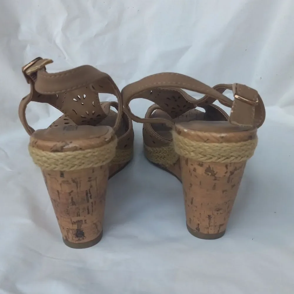 Seychelles Wedges Women's 6.5